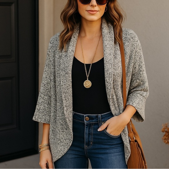 Banana Republic Sweaters - Banana Republic Women's Heather Gray Cardigan